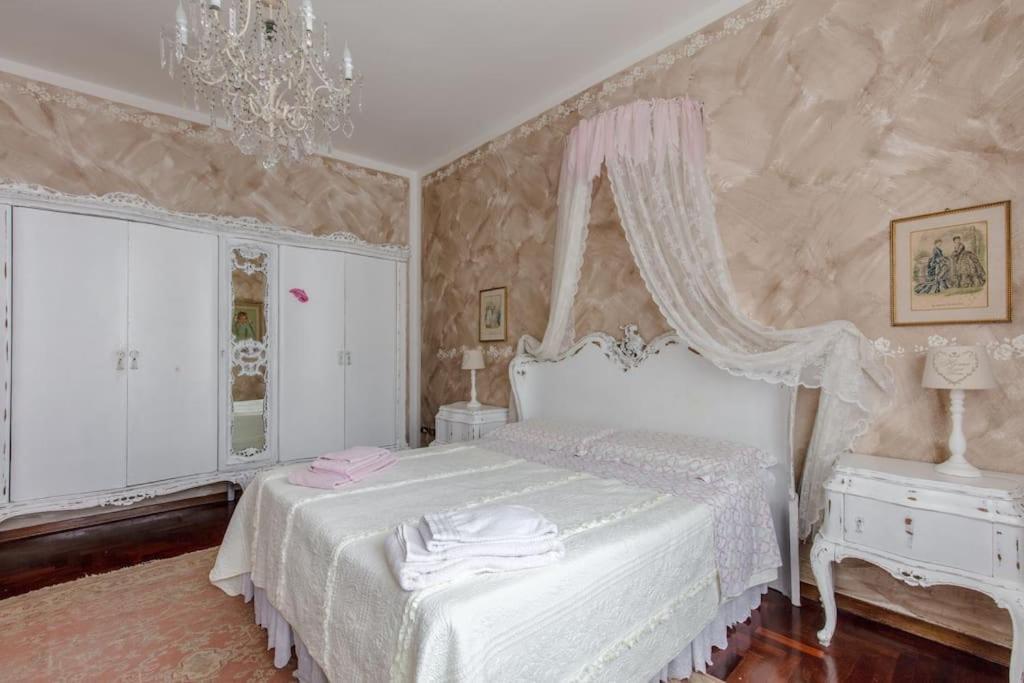 Le Bouganville Apartment Desenzano del Garda Esterno foto