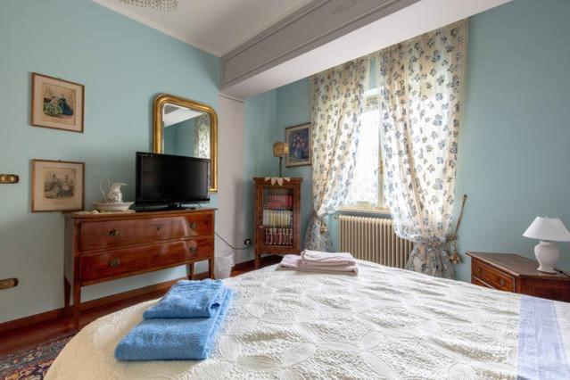 Le Bouganville Apartment Desenzano del Garda Esterno foto