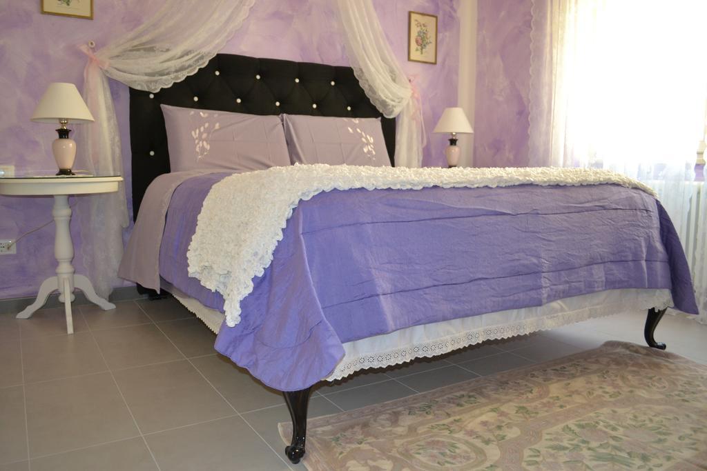 Le Bouganville Apartment Desenzano del Garda Esterno foto