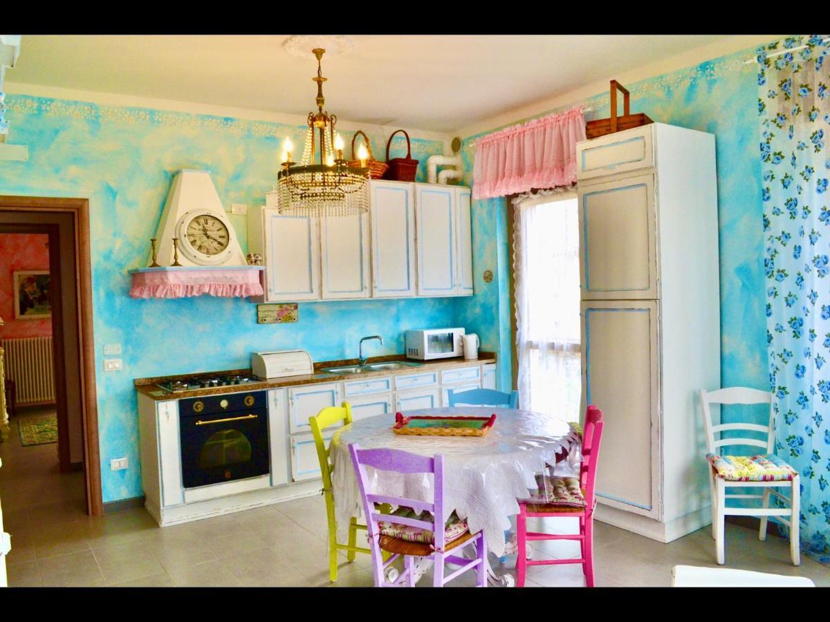 Le Bouganville Apartment Desenzano del Garda Esterno foto